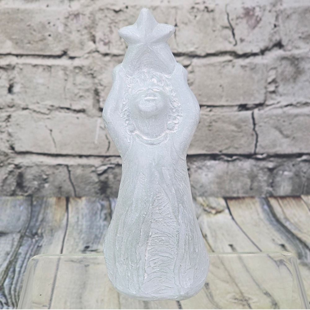 Isabel Bloom Angel with‎ Star Sculpture 2004 Retired Concrete Figurine Green 6"